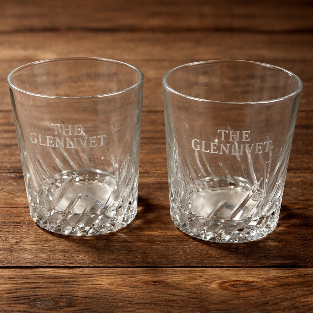 The‎ Glenlivet Whiskey Tumbler Glasses Set of 2 Heavy Base Etched Design